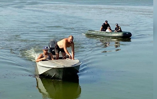 На Одесчине ребенка на надувном матрасе отнесло на километр от берега