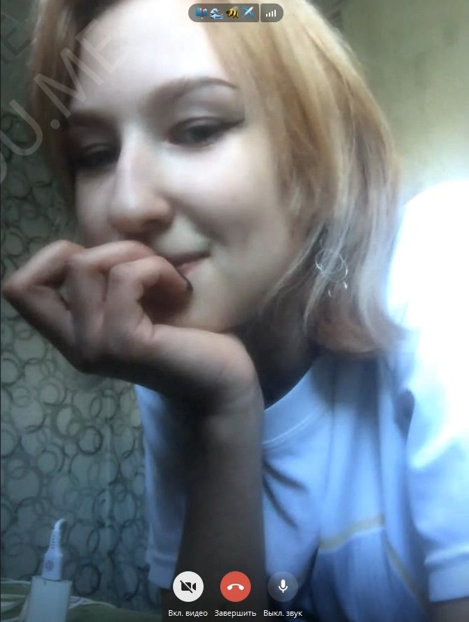 [check-you.ru] Тупая блондинка Ещё одна блондинка в скайпе. [2021, amateur, solo, 1080p, SiteRip]
