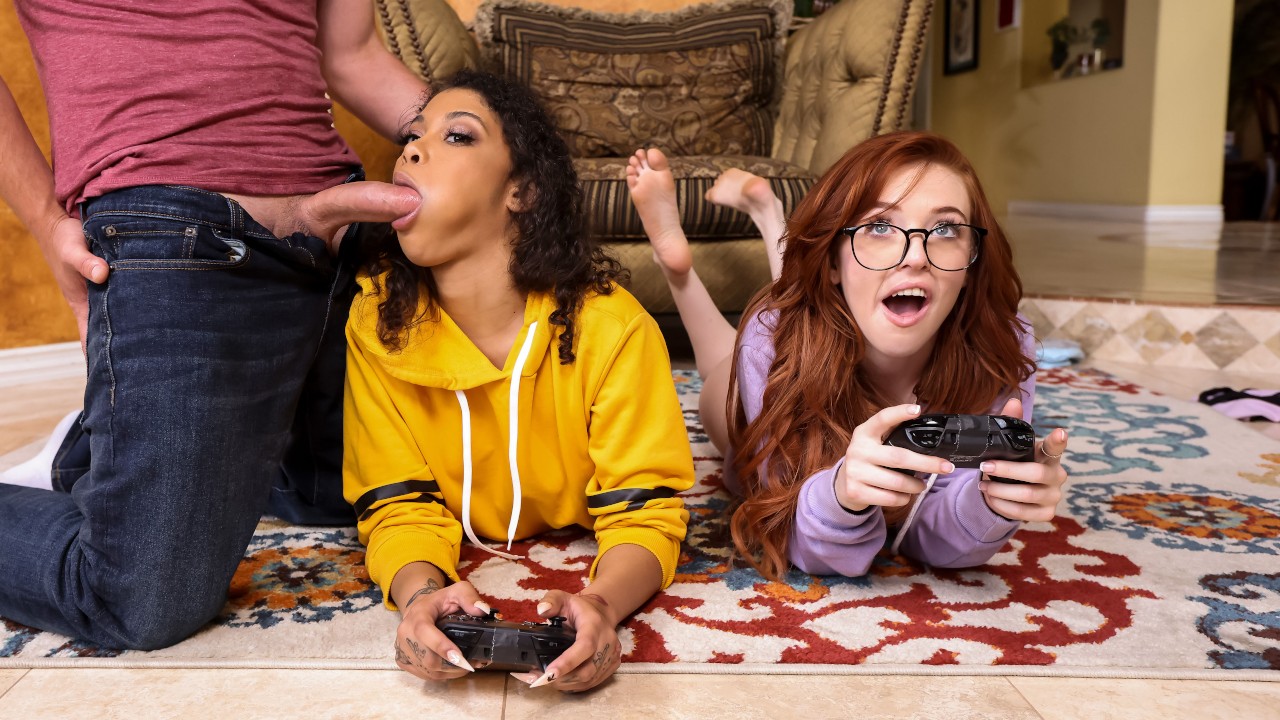 Porn playing video games threesome
