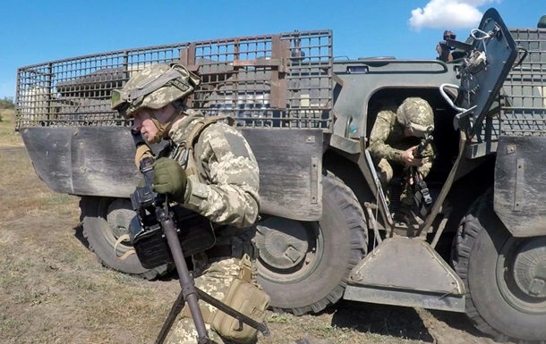 Бойцы Объединенных сил ВСУ провели учения