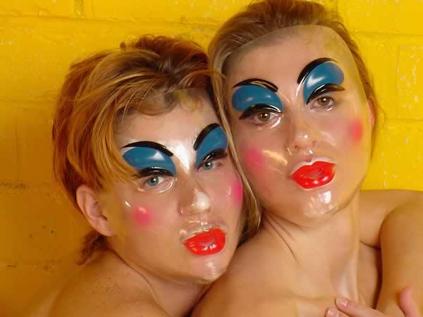 Голые лесбиянки в масках [Lesbian, Fetish, Bizarre] [2398x1798 - 1798x2398, 30]