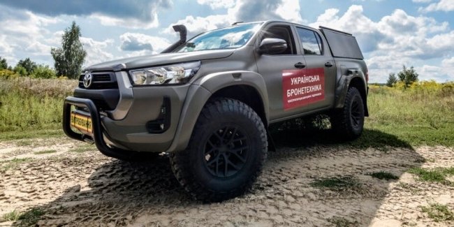 Toyota Hilux для украинской армии