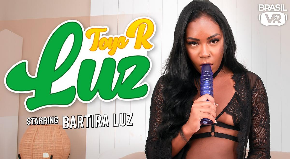 [BrasilVR.com] Bartira Luz (Toys R Luz) [2021 г., pov, all sex, hardcore, virtual reality, latina, brunette, Portuguese speech, black, ebony, lingerie, dildo, masturbation, piercing, pierced nose, pierced navel, shaved pussy, chubby, small tits, natural t