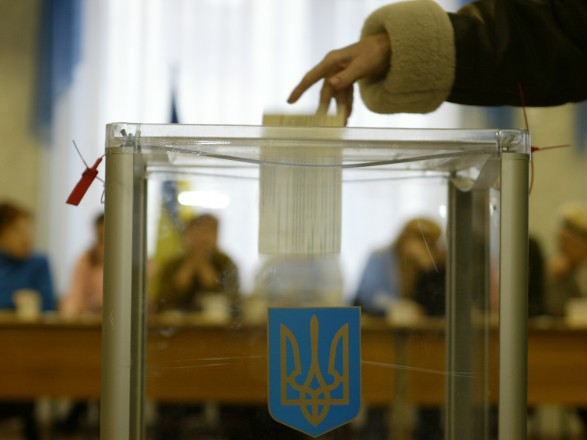 Довыборы в Раду: ЦИК зарегистрировала еще пять кандидатов в всенародные депутаты
