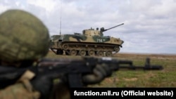 Украина в ООН заявила о сохранении угрозы «масштабной военной атаки» со стороны России