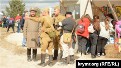 Военно-исторический фестиваль в Севастополе проходит с нарушениями масочного режима (+фото)