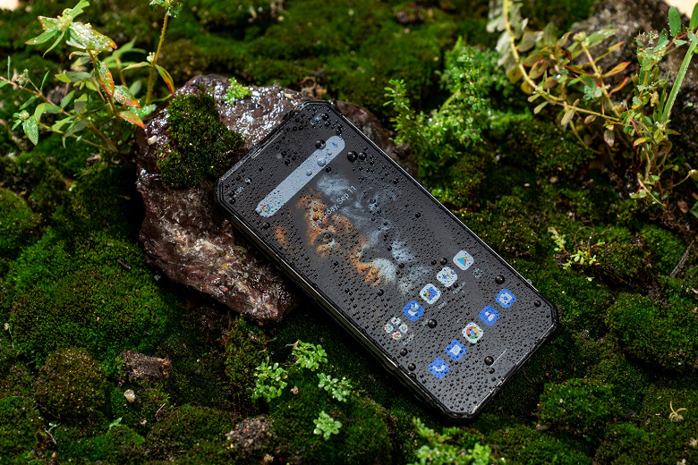 Представлен начальный защищенный телефон со стильным дизайном и ИК-камерой ночного видения. Oukitel WP17 выйдет уже 18 октября